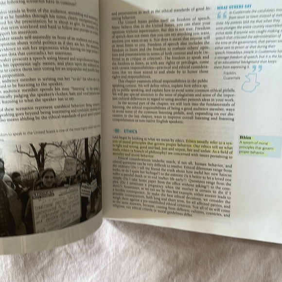 Public Speaking in American English: A Guide for Non-Native Speakers 1st Edition - Picture 4 of 4